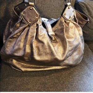 Large gold LOUIS VUITTON Mahina✨